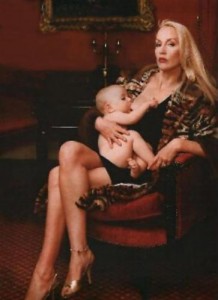 breastfeeding-lady